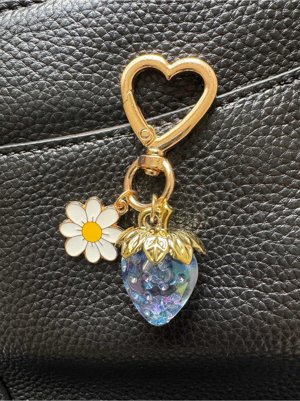 SHEIN Gold Heart Clip Keychain with Iridescent Blue Strawberry & White Daisy